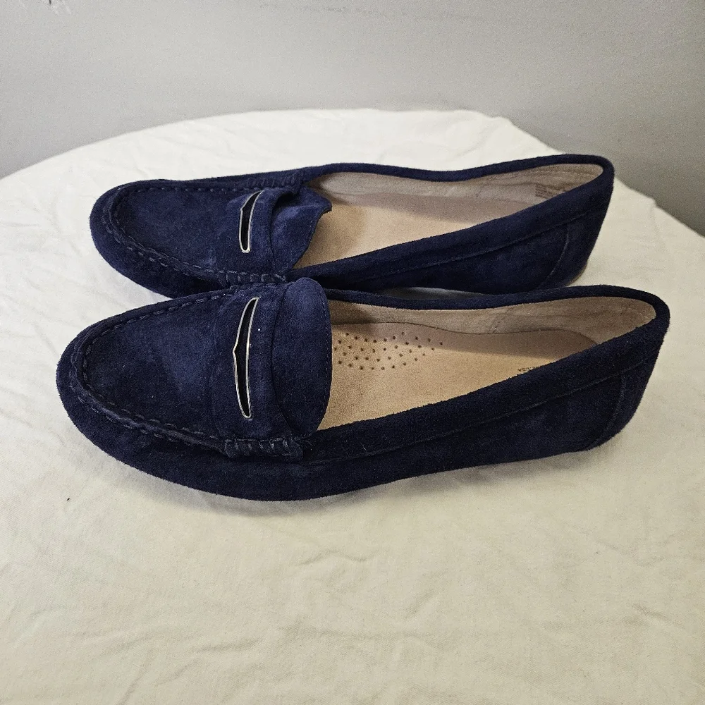 G.H.Bass & Co Navy Suede Moccasins Women Size 9 - Picture 14 of 14